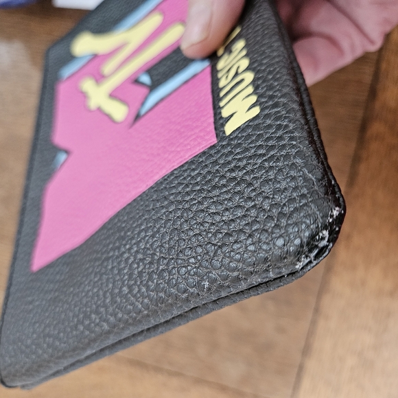 Wristlet MTV Music Television W/strap - Picture 2 of 7